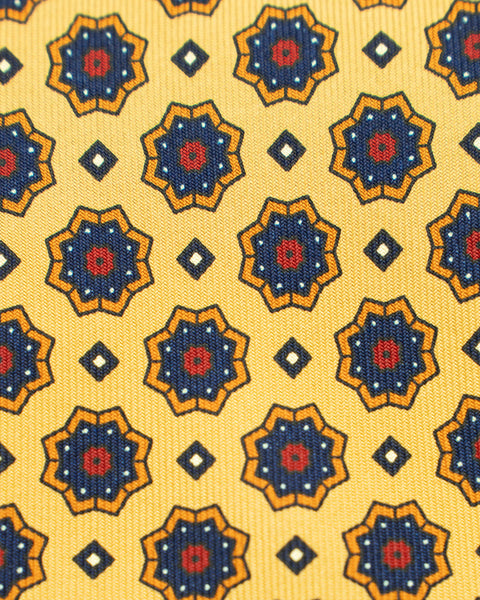 Solidago Yellow Silk 7 Fold Tie